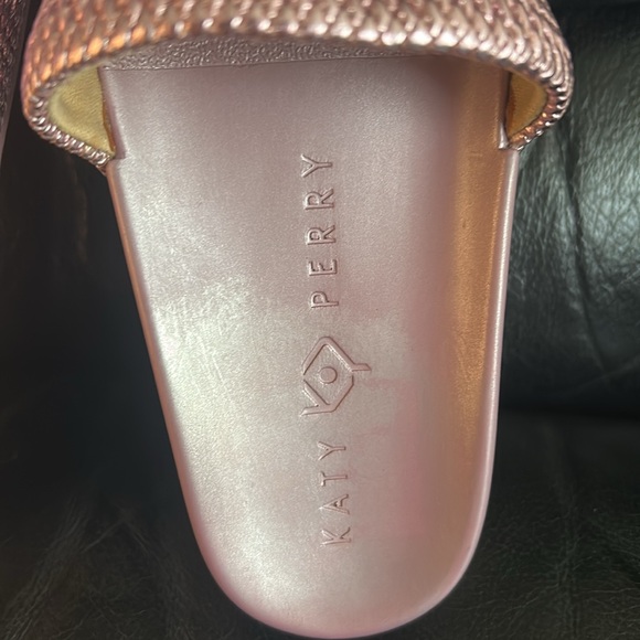 Katy Perry Fun Women Slides . 5. EUC Like New - Picture 16 of 16